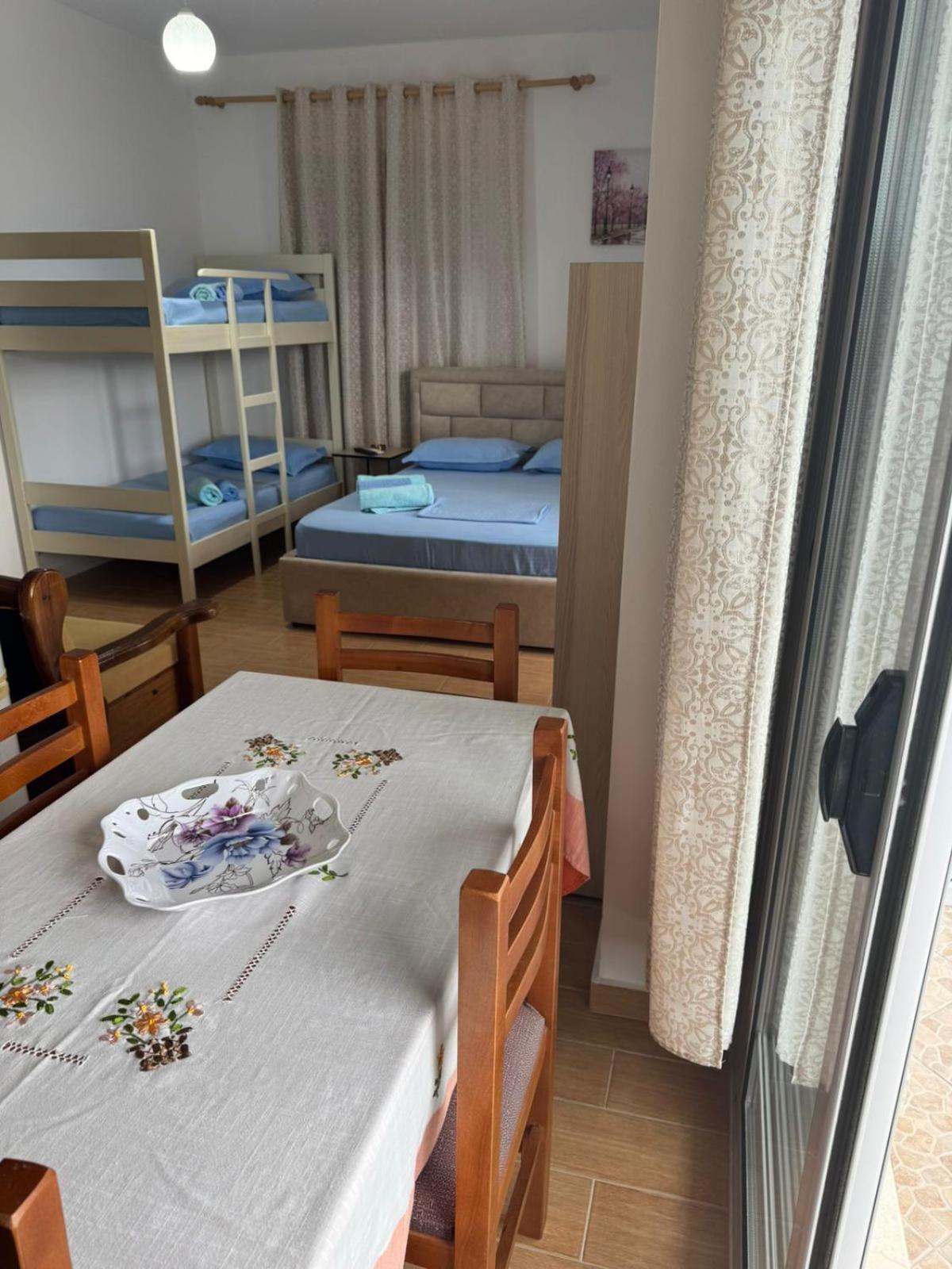 Vila Brilant Vlorë 外观 照片