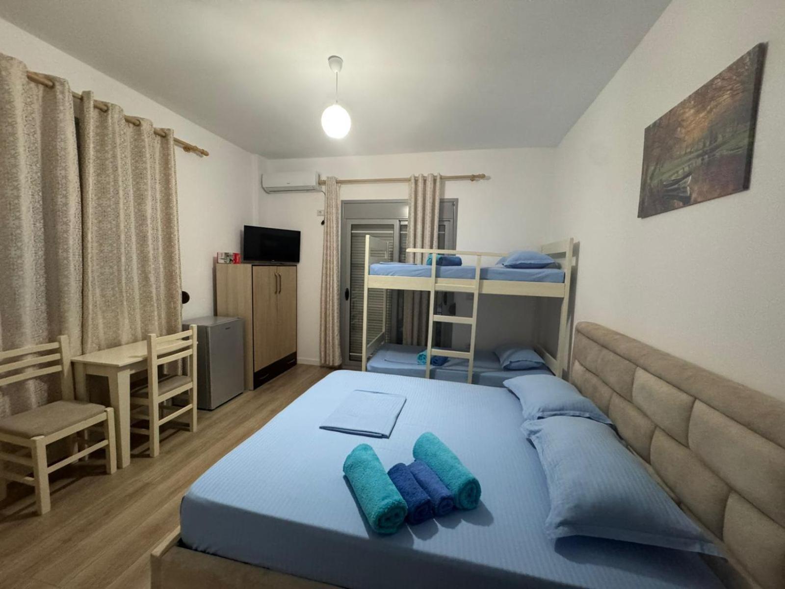 Vila Brilant Vlorë 外观 照片