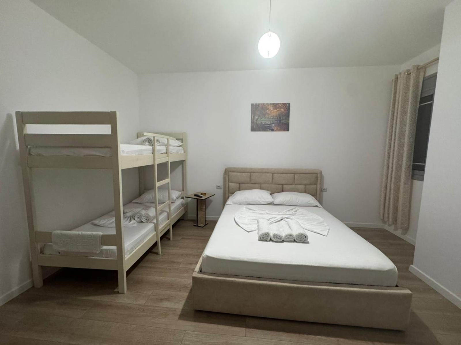 Vila Brilant Vlorë 外观 照片
