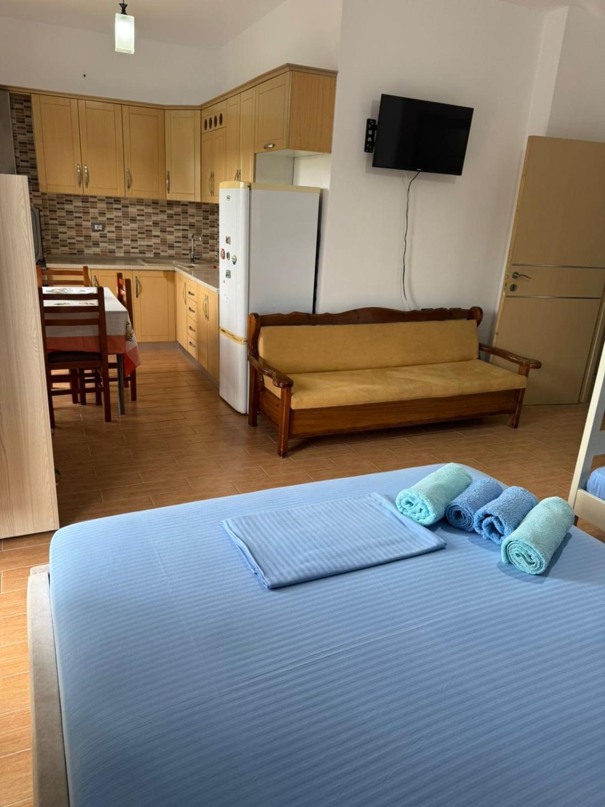 Vila Brilant Vlorë 外观 照片
